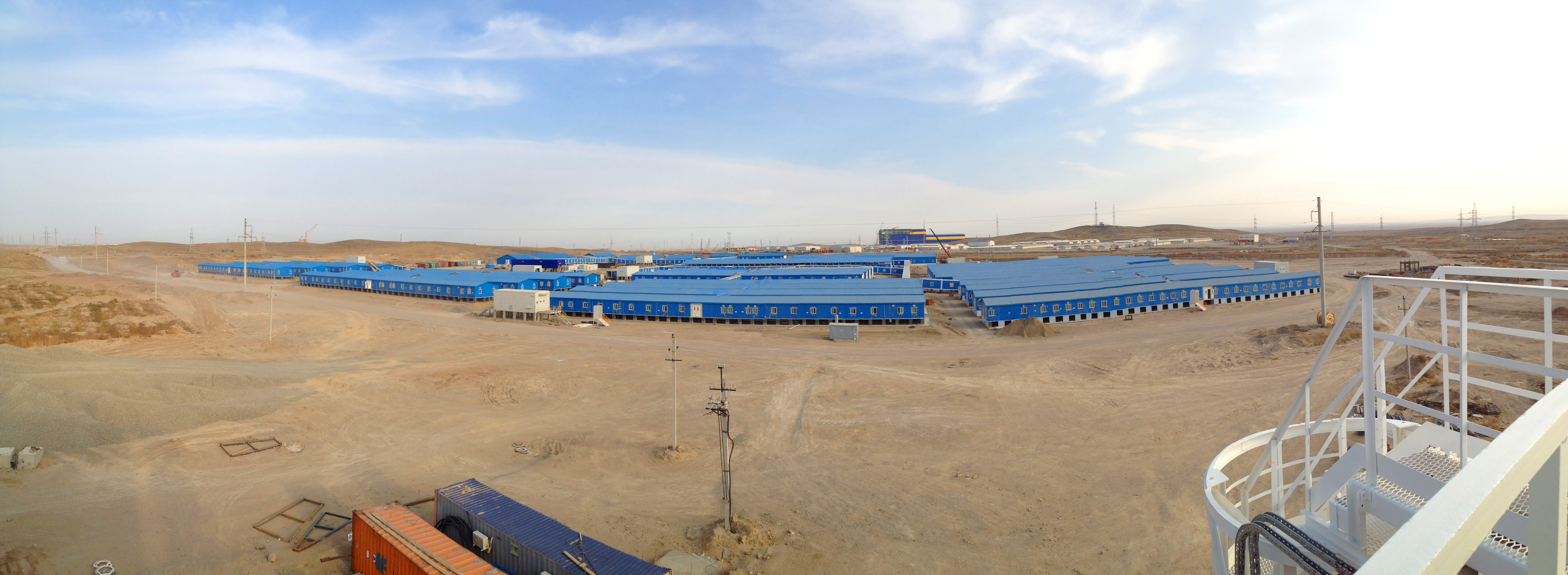 A blue ocean in Kazakhstan1.jpg