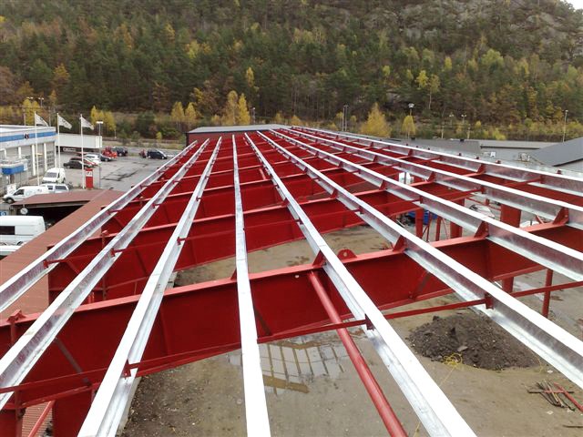 The Color Steel Tile Roof Construction Plan of The Steel Structure Workshop