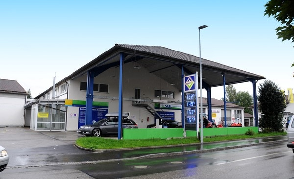 Madagascar steel structure gas station-1